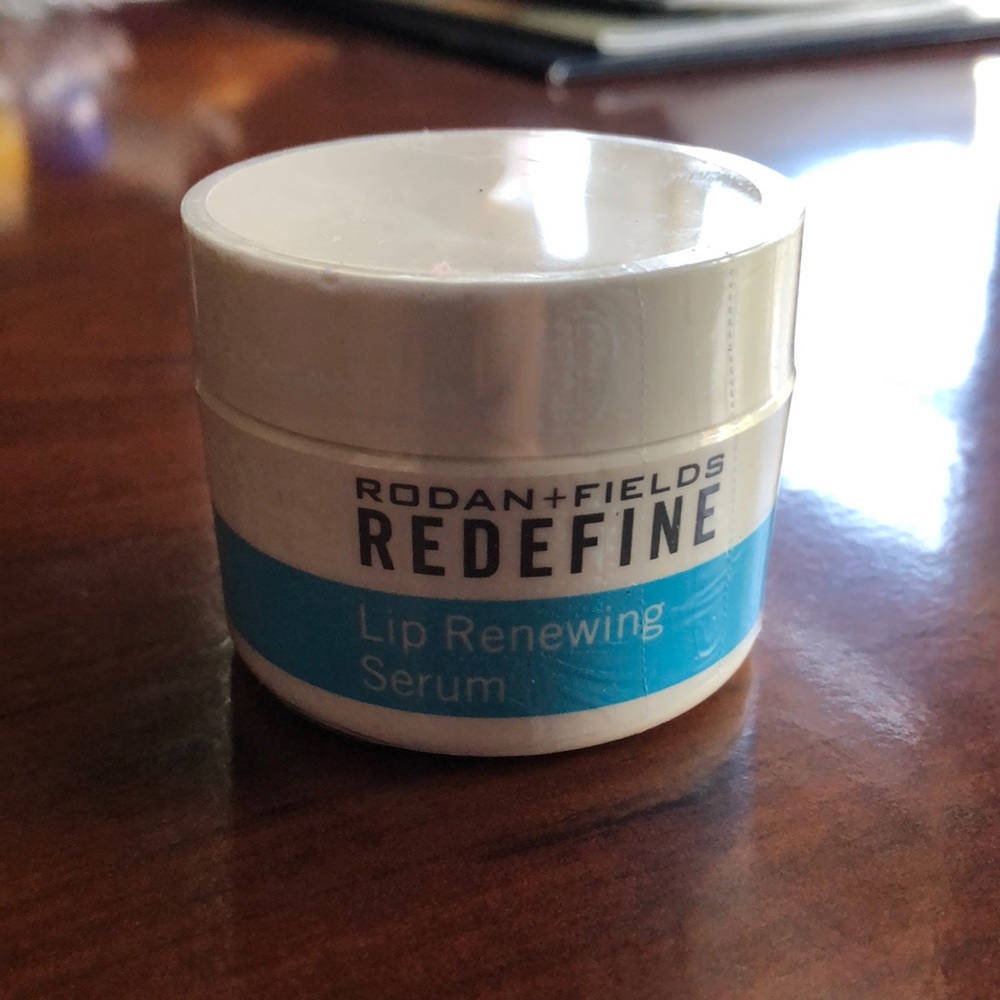 Rodan + Fields Lip Renewing Serum